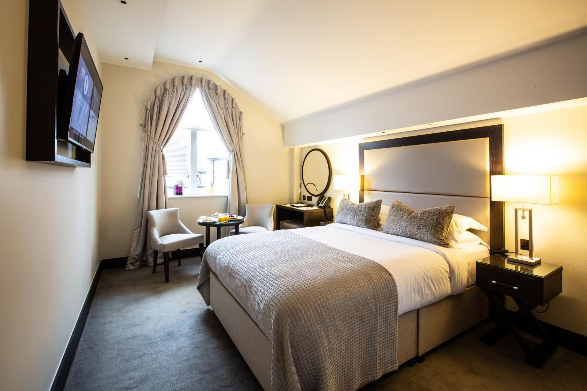 One Warwick Park Hotel Royal Tunbridge Wells Bagian luar foto