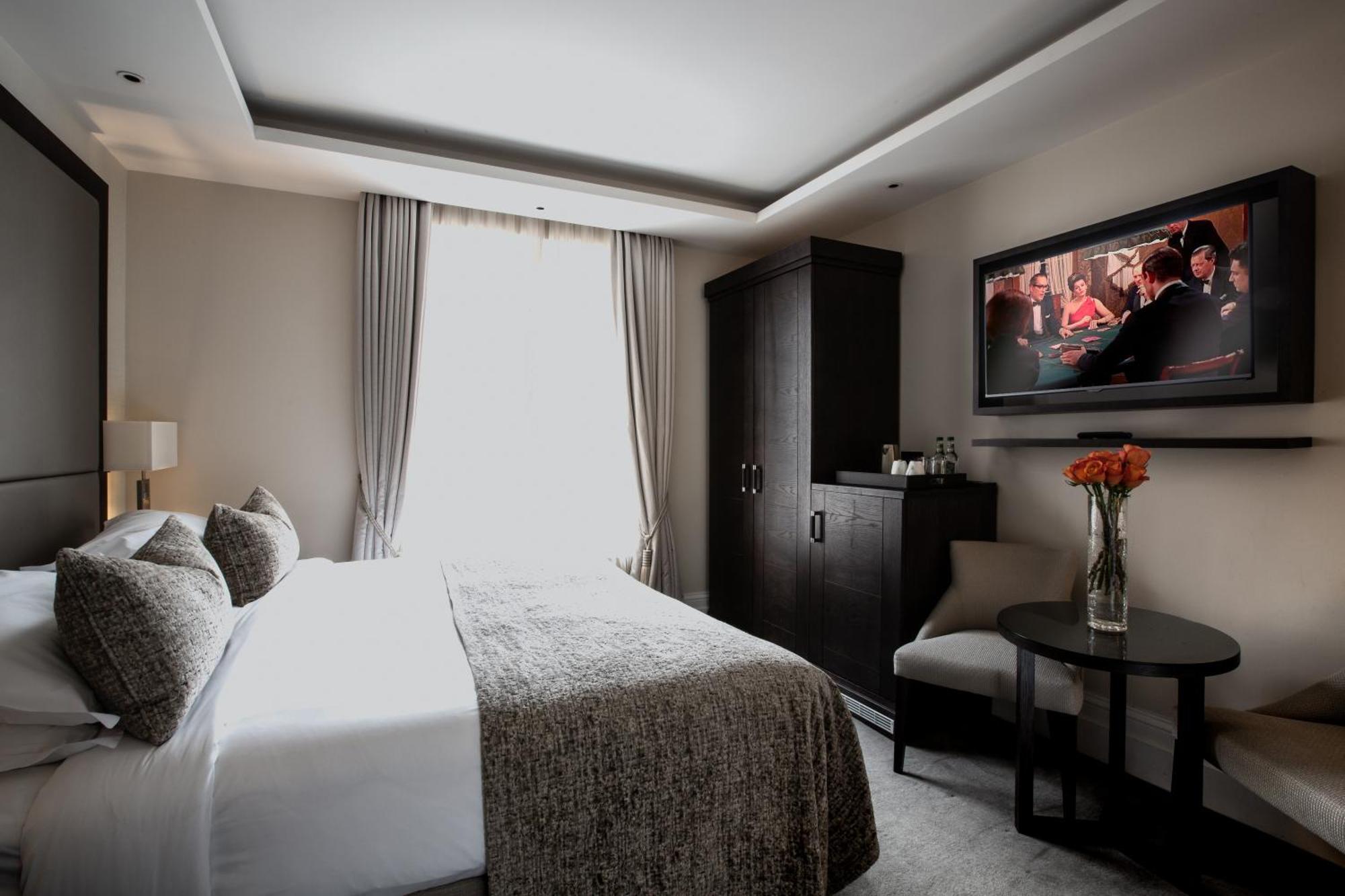One Warwick Park Hotel Royal Tunbridge Wells Bagian luar foto