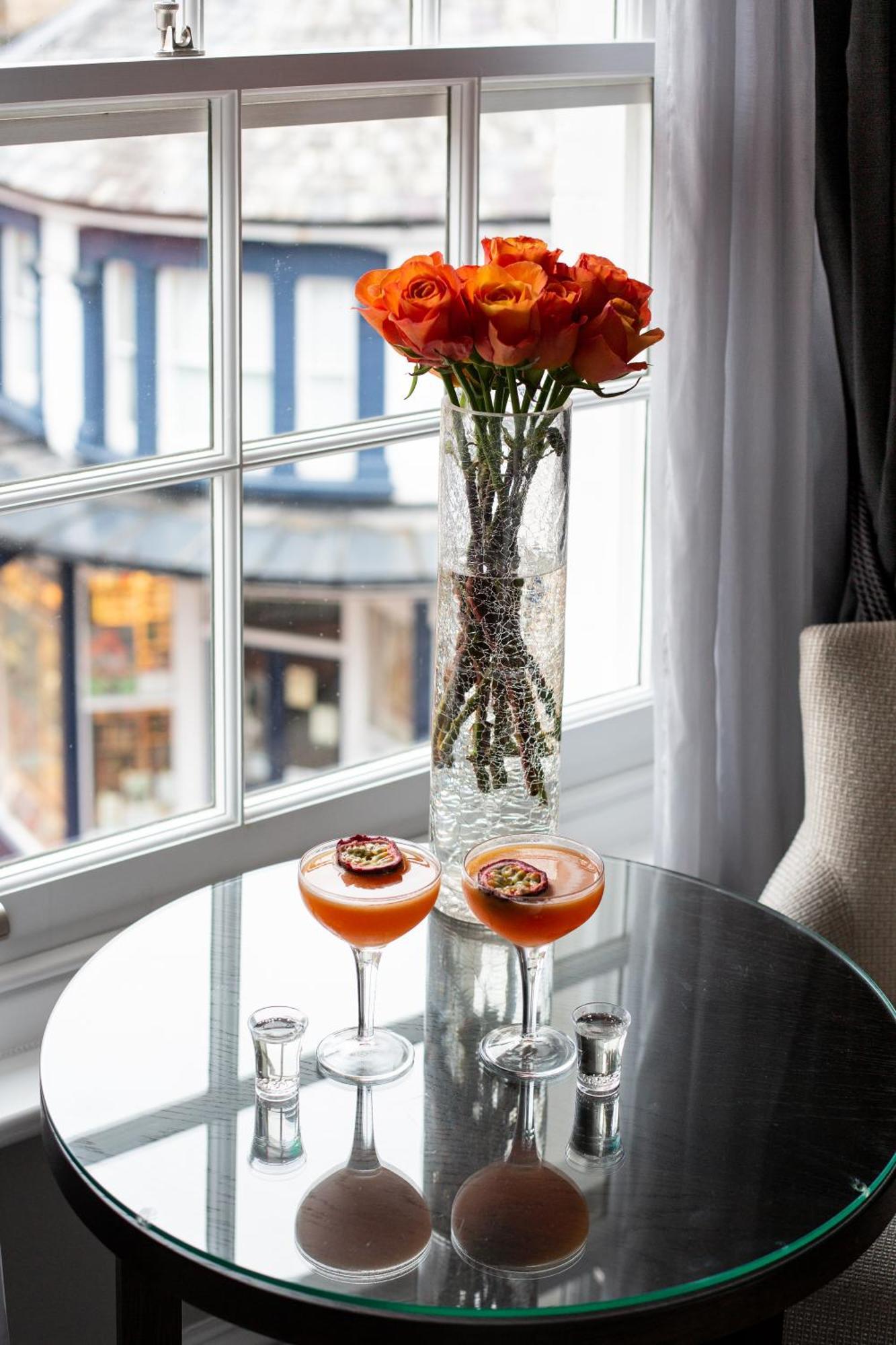 One Warwick Park Hotel Royal Tunbridge Wells Bagian luar foto
