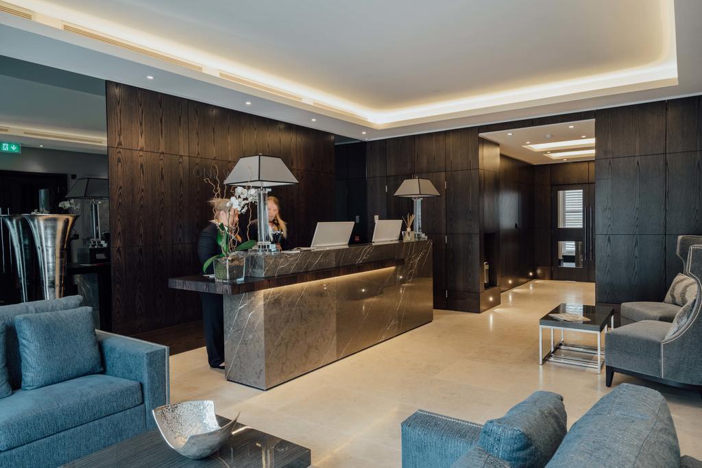 One Warwick Park Hotel Royal Tunbridge Wells Bagian luar foto