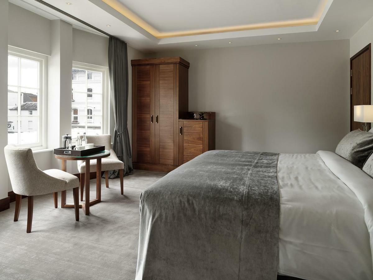 One Warwick Park Hotel Royal Tunbridge Wells Bagian luar foto